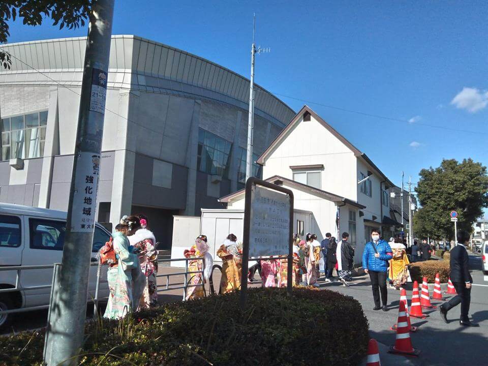 東大阪市 19年の成人式は約1900人が参加 平成31年東大阪市成人祭が行われました 号外net 東大阪市